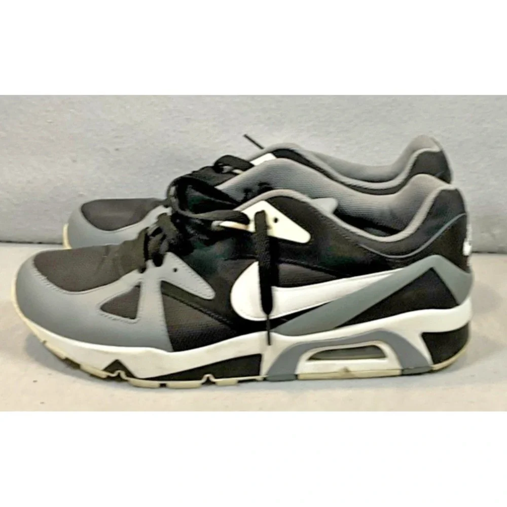 Nike Air Structure Triax 91 Black Smoke Grey Size 10.5 DB1549-001